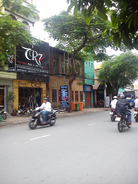 Bán nhà MT Số 20 Lê Khôi 4m x14m đúc 3,5 tấm