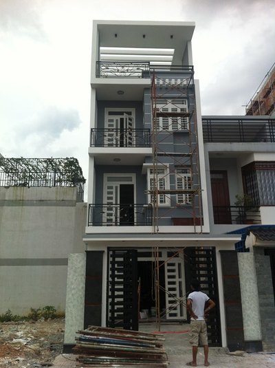 Bán nhà xây mới đúc 3 tấm ngay đường 21 Phạm Văn Đồng