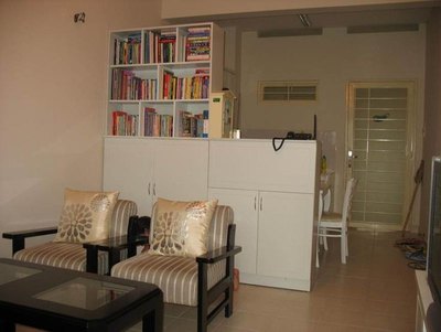 Cần bán căn hộ Ehome 2, đường D3, quận 9, căn góc, giá 850 triệu.