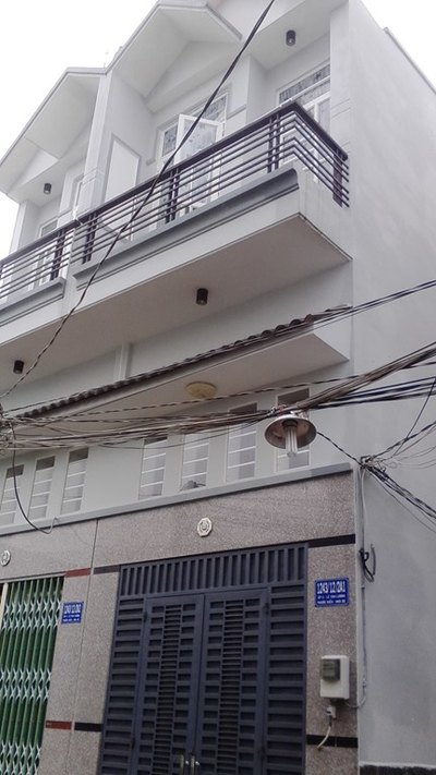 Nhà 3 tầng Huỳnh Tấn Phát liền kề Phú Mỹ Hưng . Giá 900tr.