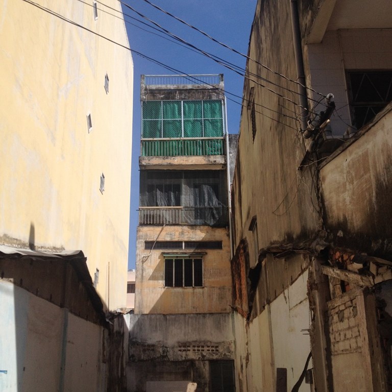 Bán nhà hxh, cx Phú Hòa Lac Long Quân (4,1mX17m ) 3.35 tỷ, P. 5, Q. 11