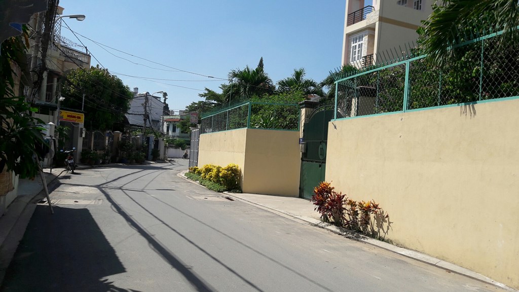 Bán nhà mặt tiền đường 13, P.Bình Trưng Tây, Quận 2, DT:4x20, giá: 3,8 tỷ