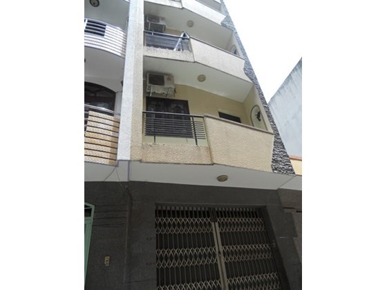 Bán nhà HXH (6m) 830 đường Sư Vạn Hạnh, P13, Q10. DT 4x15,6m. 6,7 tỷ