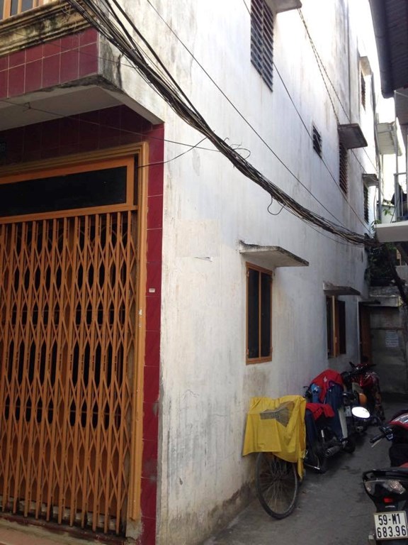 Trần Đình Xu 43.2m2 có nở hậu nhà 2 lầu cũ GIÁ 4 tỷ/TL