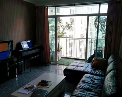 Cần tiền bán gấp căn hộ gần đường Nguyễn Khuyến, dt 68m2 giá 1.7 tỷ