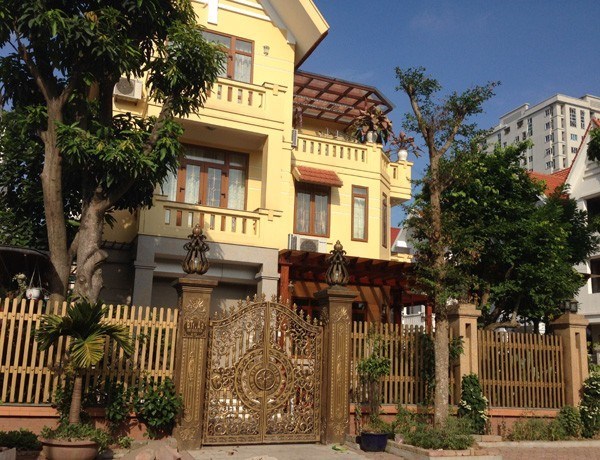 Bán biệt thự ngay Vành Đai Phạm Văn Đồng, Thủ Đức, giá 10 tỷ