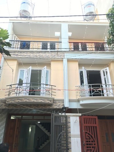 Cần tiền bán nhà 1 trệt 2 lầu 3 tấm 4 phòng ngủ khu Nam Long phường Thạnh