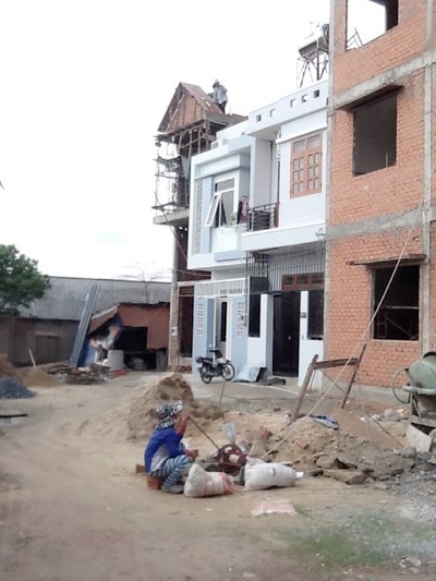 Đất thổ cư SHR cách công an Quận 9 500m về hướng suối tiên. 510Triệu