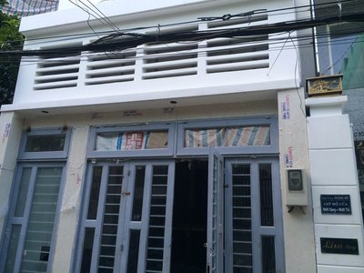 bán nhà mặt tiền 5 lầu,thang máy.Phó Đức Chính.Q1.DT:4,5x17,5m.giá18 tỷ