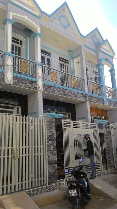 Bán nhà phố giá rẻ - đường Lê Văn Lương, Nhà Bè (3.2x13)