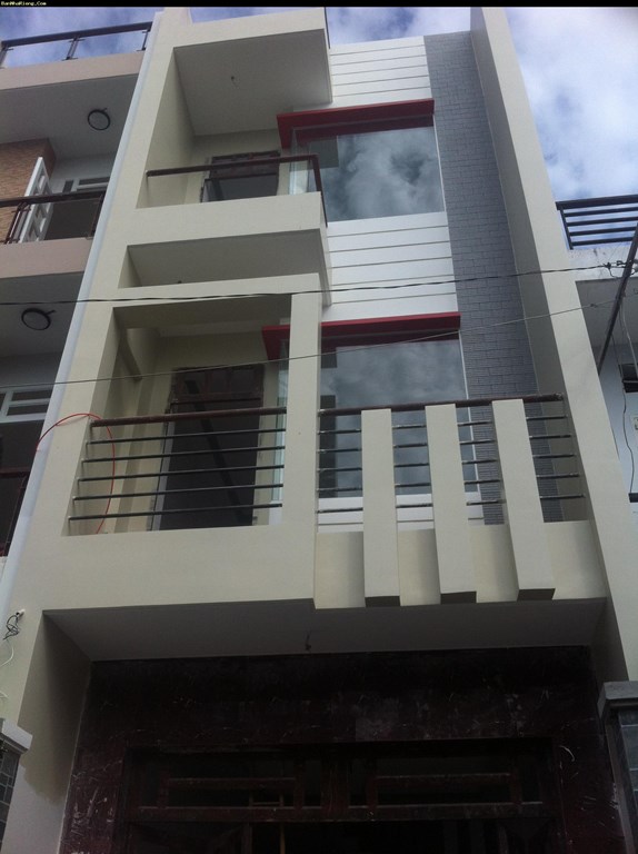 Bán gấp nhà MT Lý Văn Phức, P. Tân Định, Q. 1, TP. HCM.