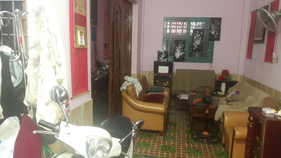 Bán gấp nhà mặt tiền Bình Quới, Phường 28, Quận BÌnh Thạnh. DT 136.3m2.