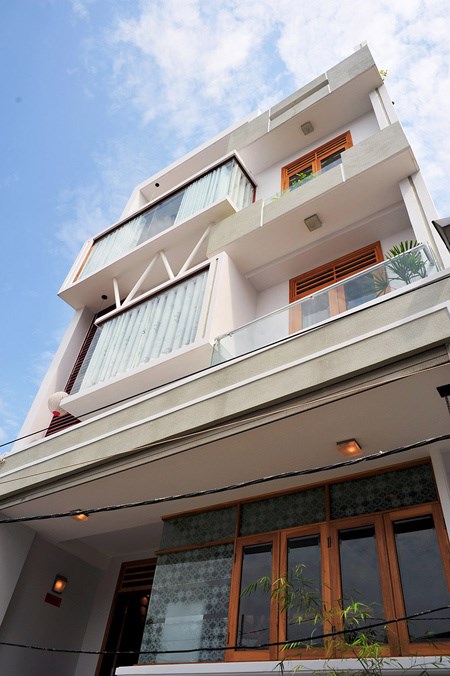 . Bán nhà: Nhà MT đường Hoàng Sa phường ĐaKao quận 1 DT 4.2x15.3m giá 12 tỷ