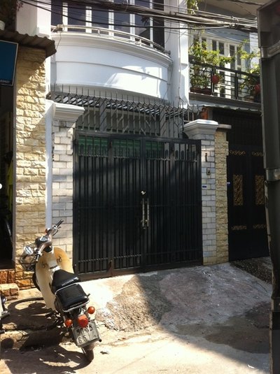 Bán gấp MT Tái Thiết, P.11, TB. Dt 3,5 x 9m