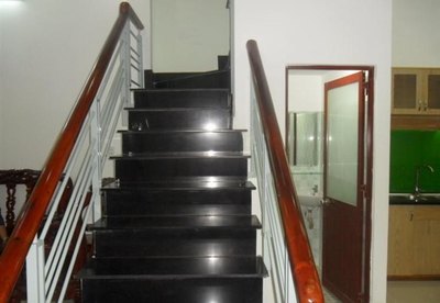 Bán nhà hẻm xe tải Lò Gốm, P9, Q6. DT: 5,3m x 14,1m.