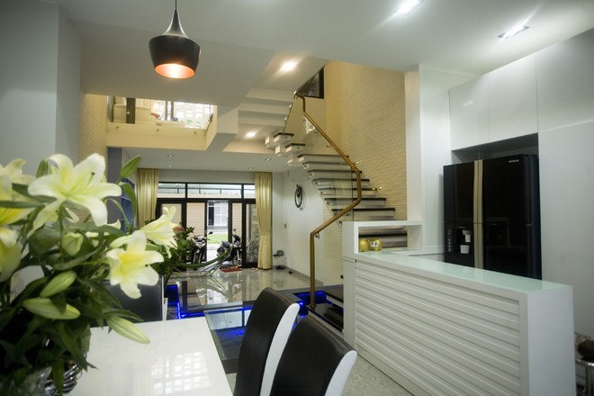 Bán nhà MT nội bộ bàu cát.dt 4,7 x 14.1 trệt 1 lửng.5,6 tỷ .vị trí đẹp