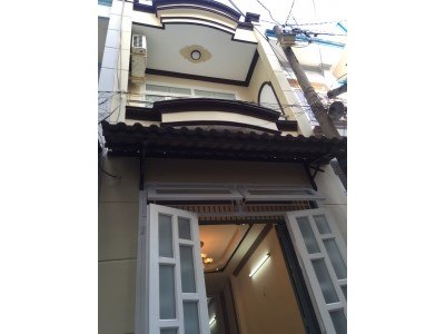 Nhà 4x11,5m (nở hậu 4,5m). Đường quang trung, p.8, q. Gò vấp