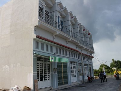 Nhà phố nhu cầu thực: 895 tr/căn, vô ở liền.