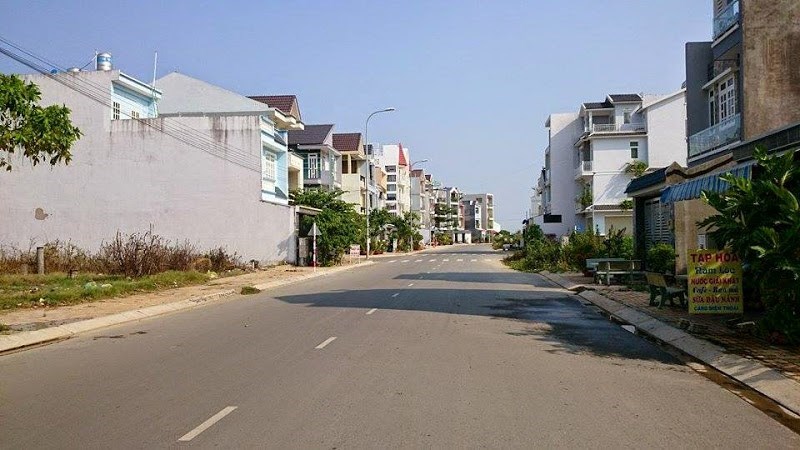 Đi du học Nhật cần bán 2 lô DT 200M2 Đất Đối Diện Chợ, Khu Công Nghiệp, Kế