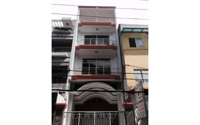 Ngân hàng thu hồi muốn bán GẤP nhà MT quận 1