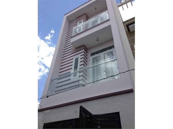 Nhà bán hẻm 8m 666/ ba thang hai P.14 Q.10 DT 4x16 m nở hậu 5,7m