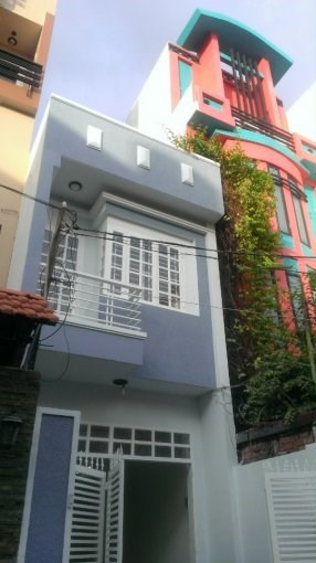 Bán nhà M.tiền Ấp Bắc, dt 4,3 x 26,trệt 2 lầu st, khu sầm uất náo nhiệt