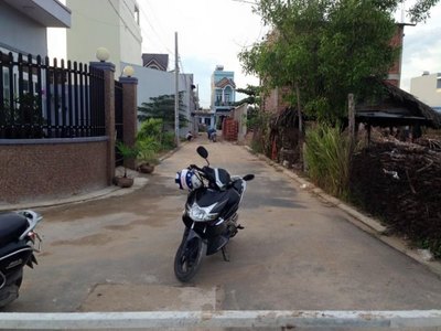 Đất thổ cư đường 160 - Lã Xuân Oai, Tăng Nhơn Phú A, quận 9. Có sổ hồng riê