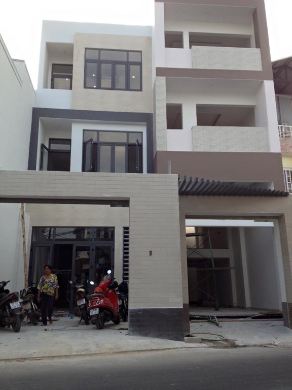 Bán nhà mặt tiền kinh danh, làm văn phòng gần chợ Thủ Đức 5,6tỷ/248m2 sàn