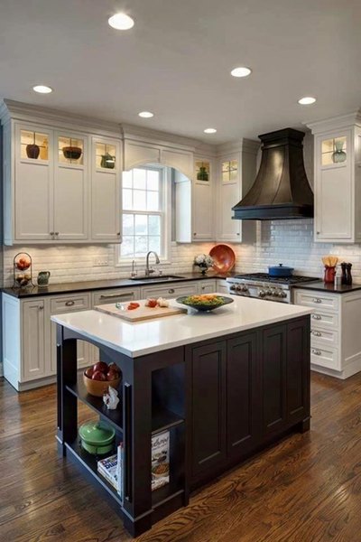 Bán gấp nhà 13,5 tỷ mặt tiền Lý Thường Kiệt, Q10. 4mx22m