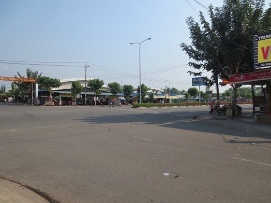 Bán đất khu dân cư Bình Chánh- mặt tiền đường- Dân cư an toàn, Bao ra Sổ