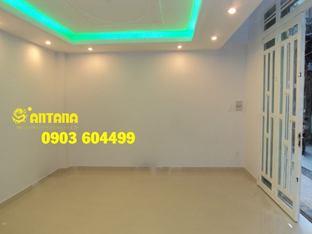 Bán BT Mini 2,5 lầu, thiết kế Châu Âu, hẻm thẳng đẹp Lê Văn Sỹ, P.14, PN