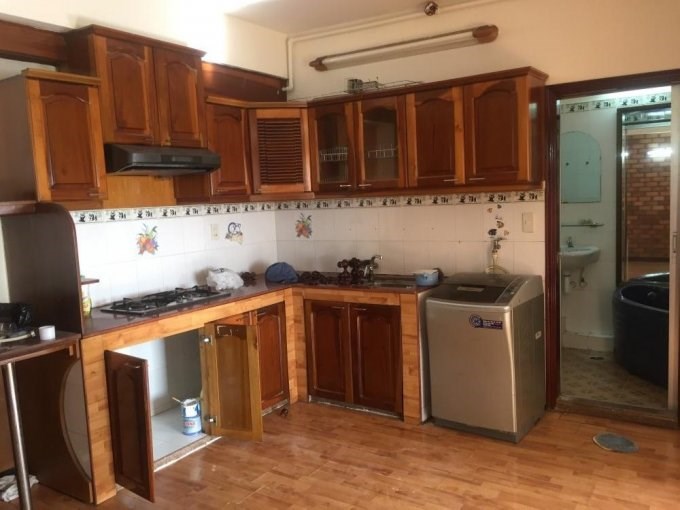 Bán căn hộ miếu nổi 18 tầng, nhà sửa đẹp, thích hợp để ở, cho thuê