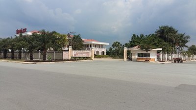 Thanh lý gấp lô góc 2 mặt tiền dự án Eco Village, dt 6 x 26, đường nhựa 16m