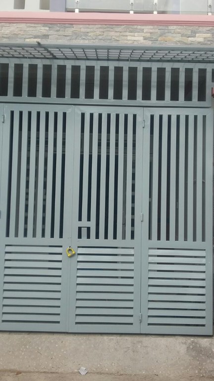 Nhà bán 5 X 12, cấp 4, đường thông 5m, vị trí đẹp, giá : 1 tỷ 600 triệu