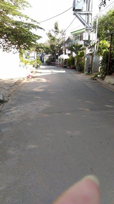 Bán nhà đường Lê Văn Lương DT 4x16m sổ hồng riêng giá 900tr