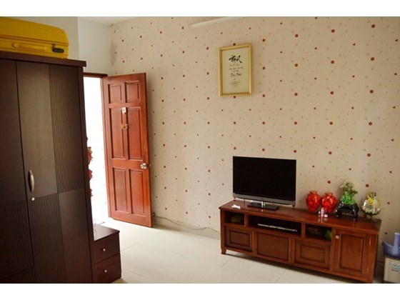 Nhà cấp 4 xây mới năm 2015 ngay trường Đh Luật – Thủ Đức