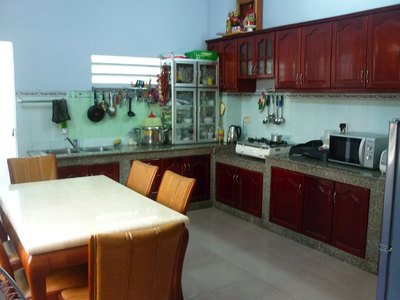 Nhà cần bán nhanh để thu xếp Công nợ HXH, Nguyễn Trãi, Quận 1. DT: 12x22.5.