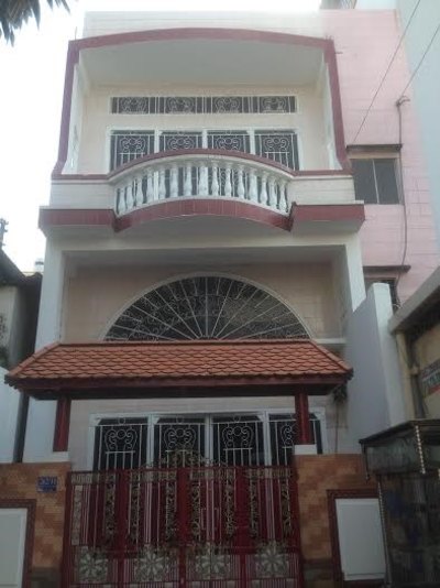 Bán nhà mặt tiền Tân Phước, P6, Q10, DT: 4x7m, 2 Lầu, 4.3 Tỷ.