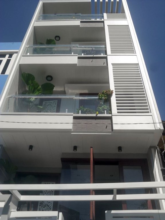 Bán nhà Quận Phú Nhuận đường Phan Xích Long