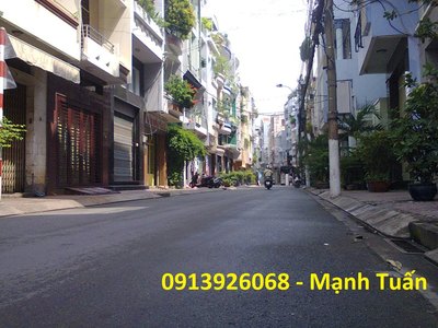 Nhà HXH Hoàng Hoa Thám, 5 x 23, 3 lầu, đẹp ở ngay, 6,9 tỷ