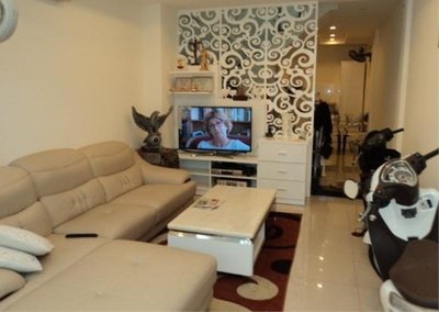 Cần bán nhà phố mặt tiền đường Lê Thị Riêng, P.Bến Thành, Q.1, dt: 66,6m2