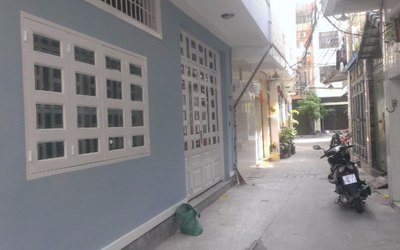 Bán nhà Q.TB -Nguyễn Hồng Đào, P.12, DT 4.2x10.5m giá 2,7 tỷ