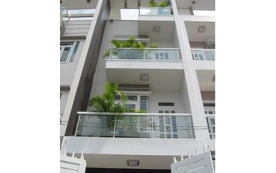 Cần bán nhà phố HXH đường Lê Thị Riêng, Bến Thành