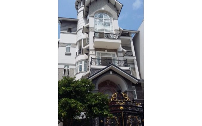 Bán nhà MT Trương Hoàng Thanh,K300,p12,DT 5,8 x 27