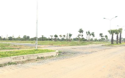 Bán đất giá rẻ, 700 tr/ nền, sổ đỏ riêng.