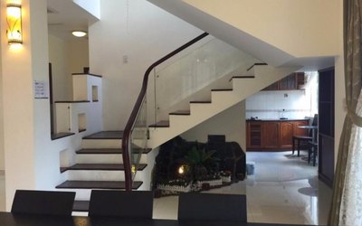 Bán nhà MT Nguyễn Cảnh Chân Q. 1,