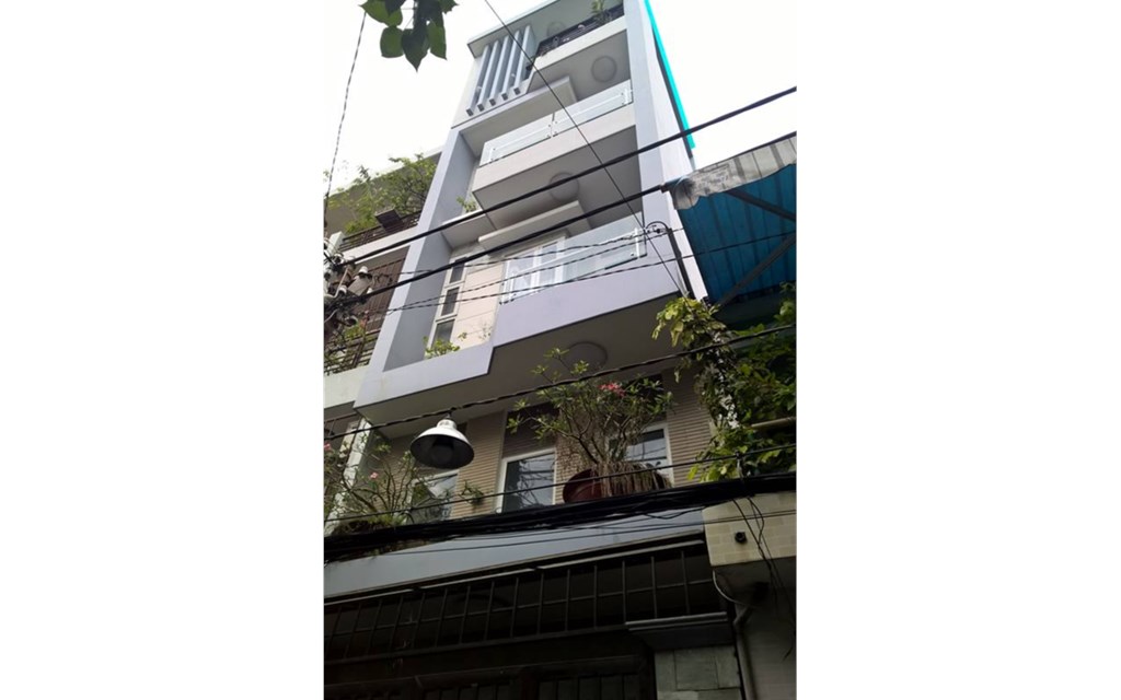 Bán nhà hxh mai thị lựu, p. Đakao, q. 1. Dt: 4,8