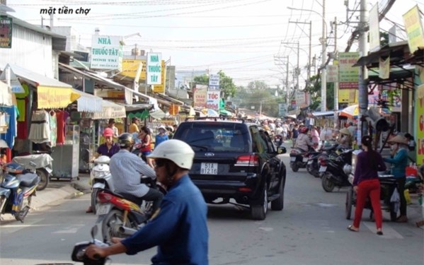 Bán nhà mặt tiền HL2, ngay ngã tư bốn xã, SH CC