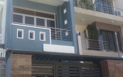 Cần bán nhà HXH quận 1 đường Đề Thám.