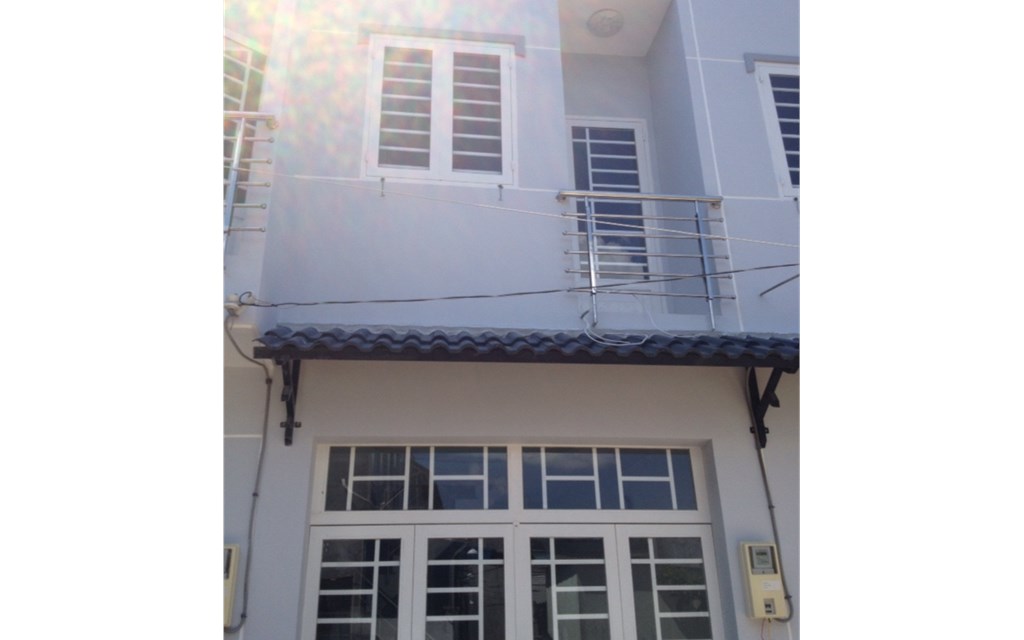 Bán gấp nhà hẻm Lạc Long Quân Q.TB 5x8.5 giá 1.65